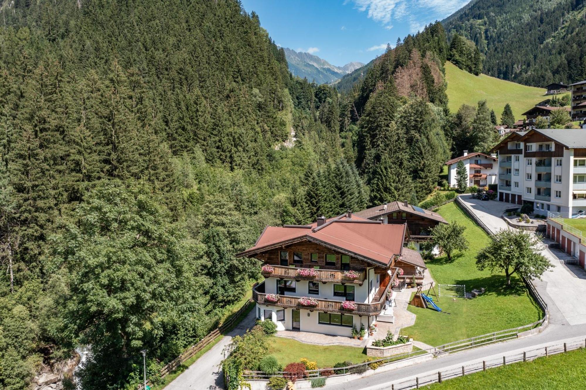 Landhaus Ifangl Mayrhofen Zewnętrze zdjęcie